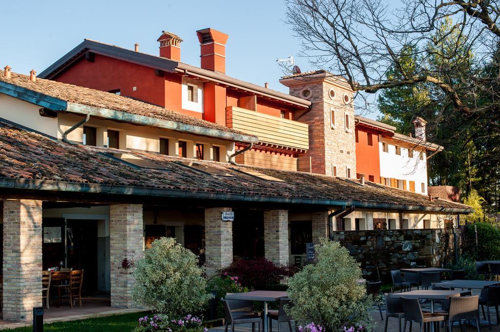 Elliot Osteria E Dormire In Collina Manzano 外观 照片